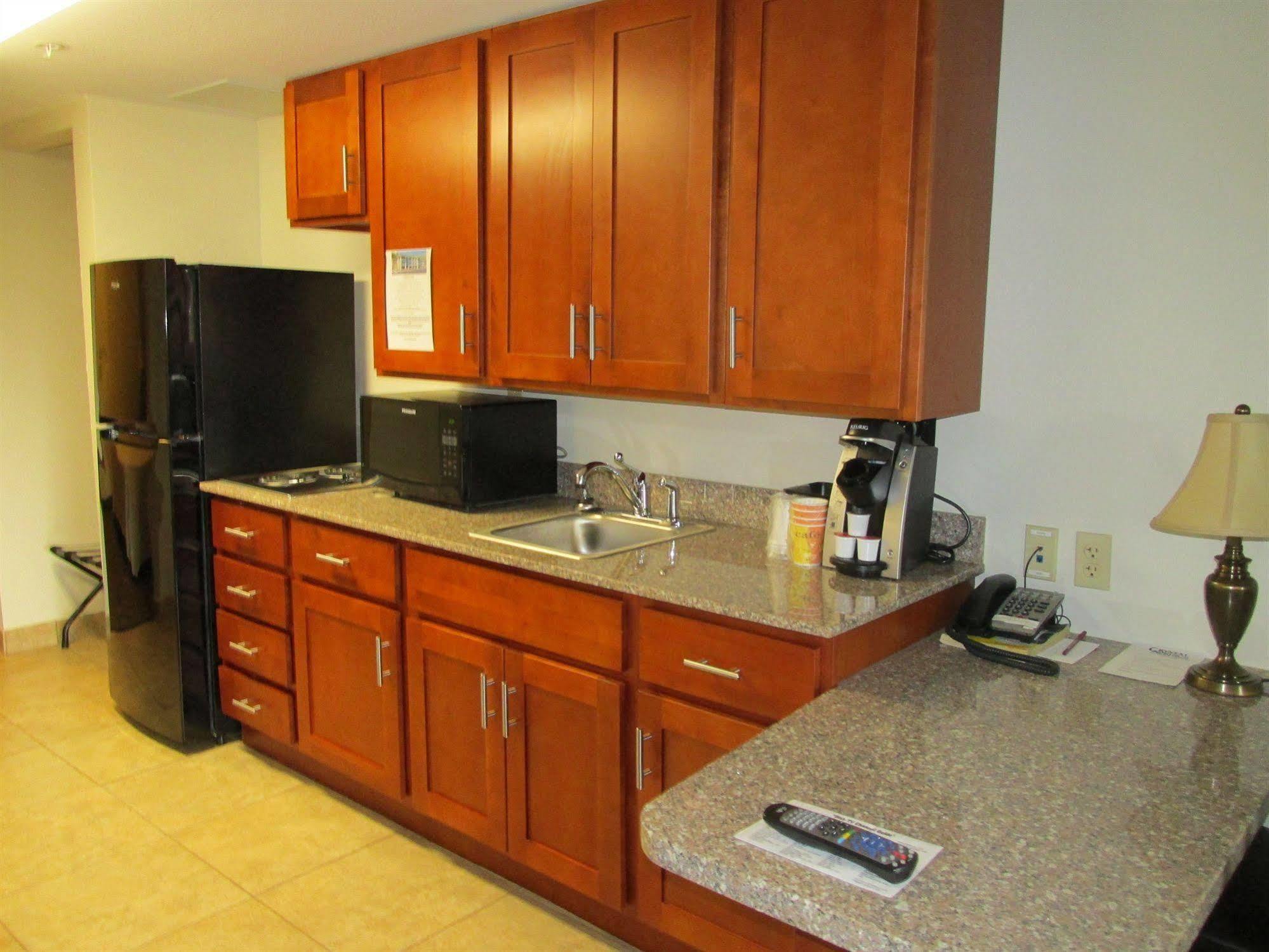 Crystal Springs Inn And Suites Towanda Extérieur photo
