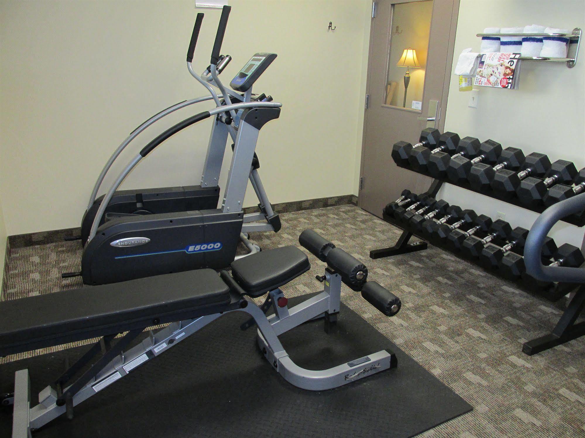 Crystal Springs Inn And Suites Towanda Extérieur photo