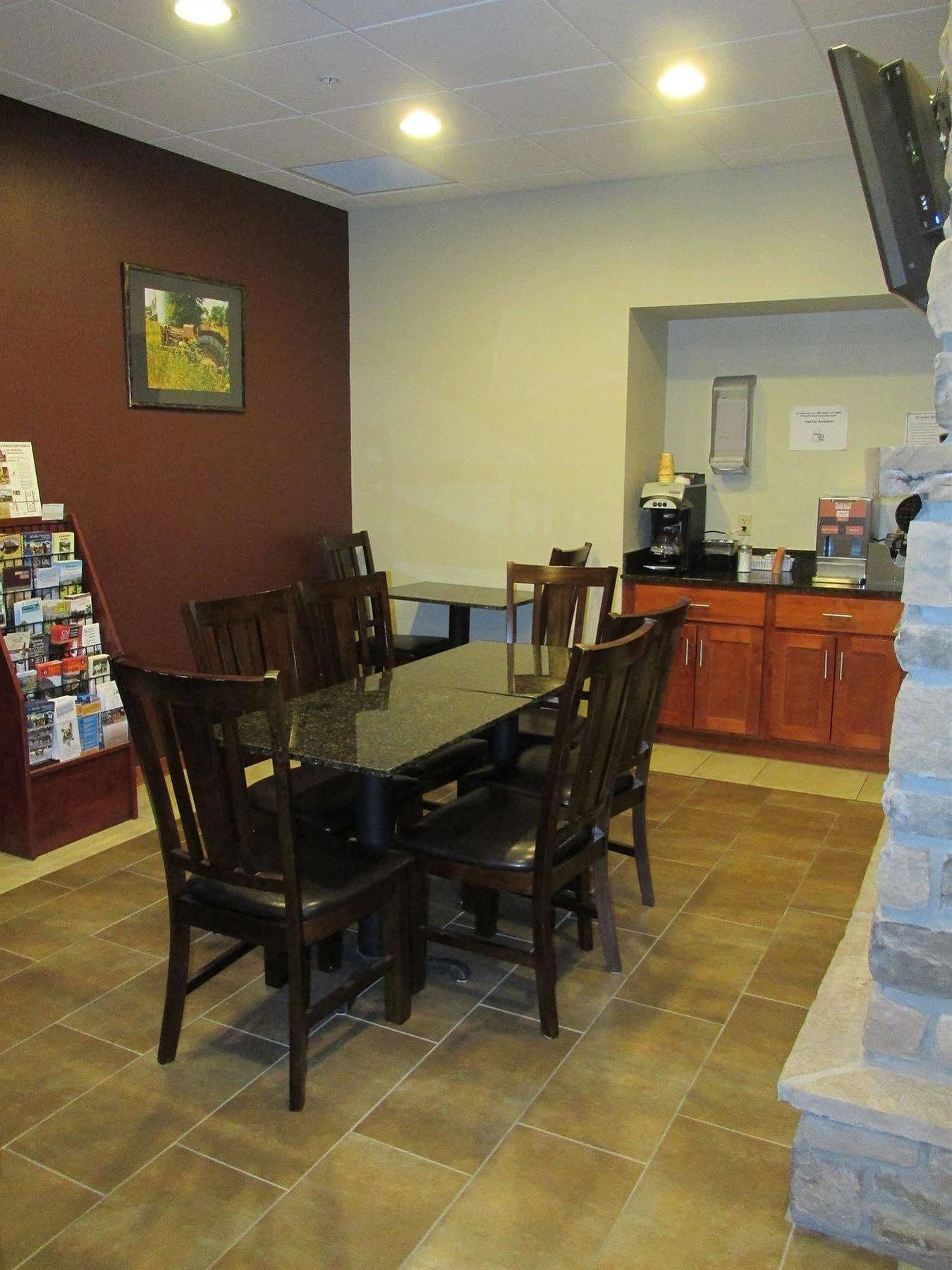 Crystal Springs Inn And Suites Towanda Extérieur photo