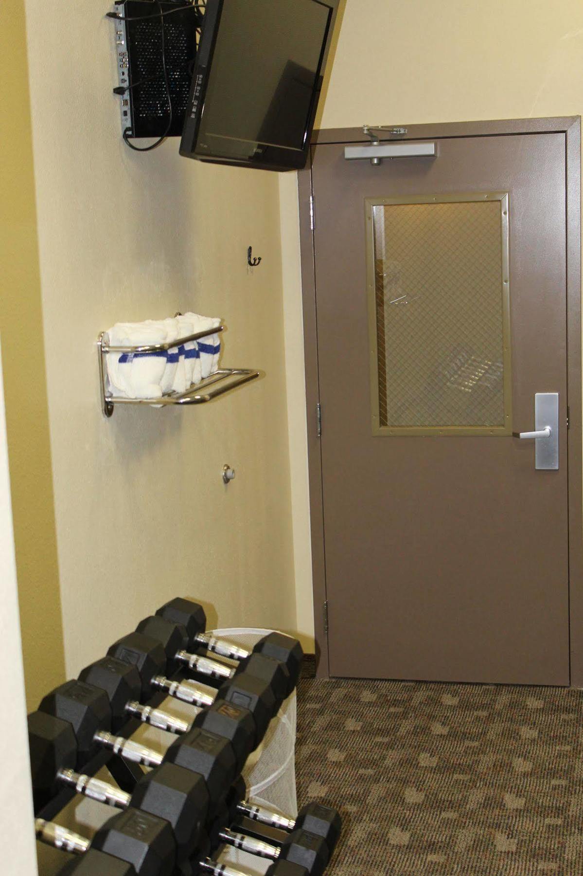 Crystal Springs Inn And Suites Towanda Extérieur photo